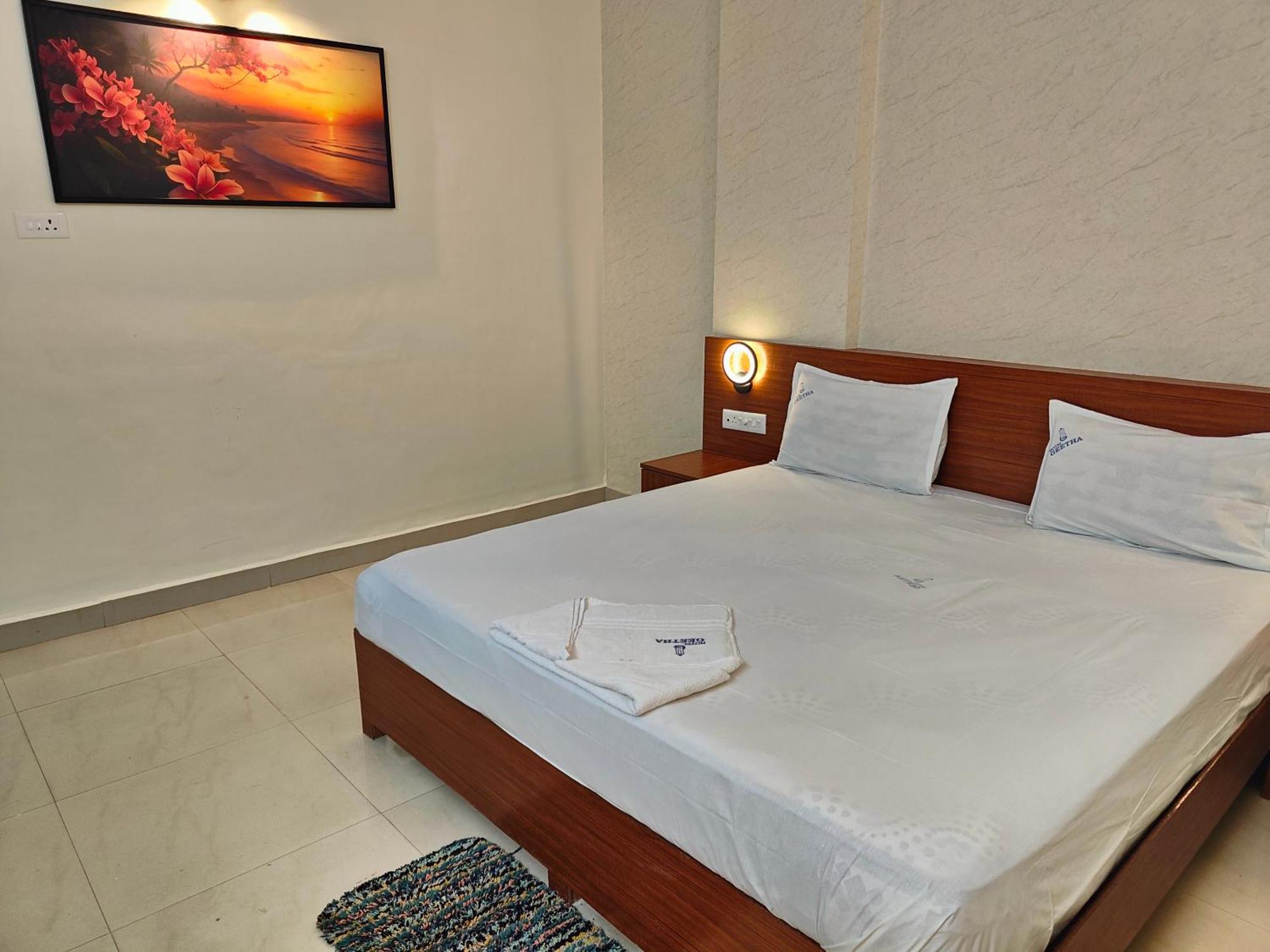 Hotel Geetha International Тутикорин Екстериор снимка