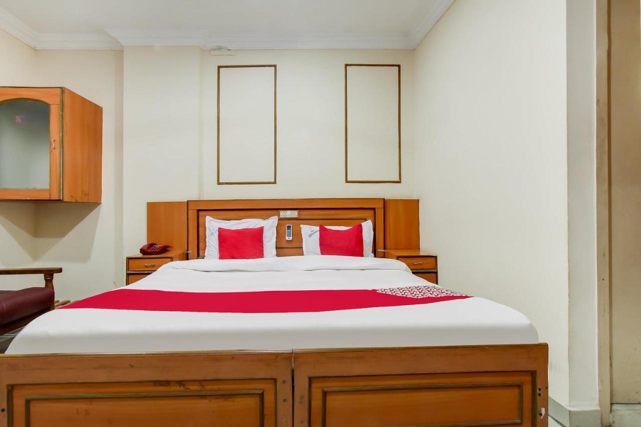 Hotel Geetha International Тутикорин Екстериор снимка